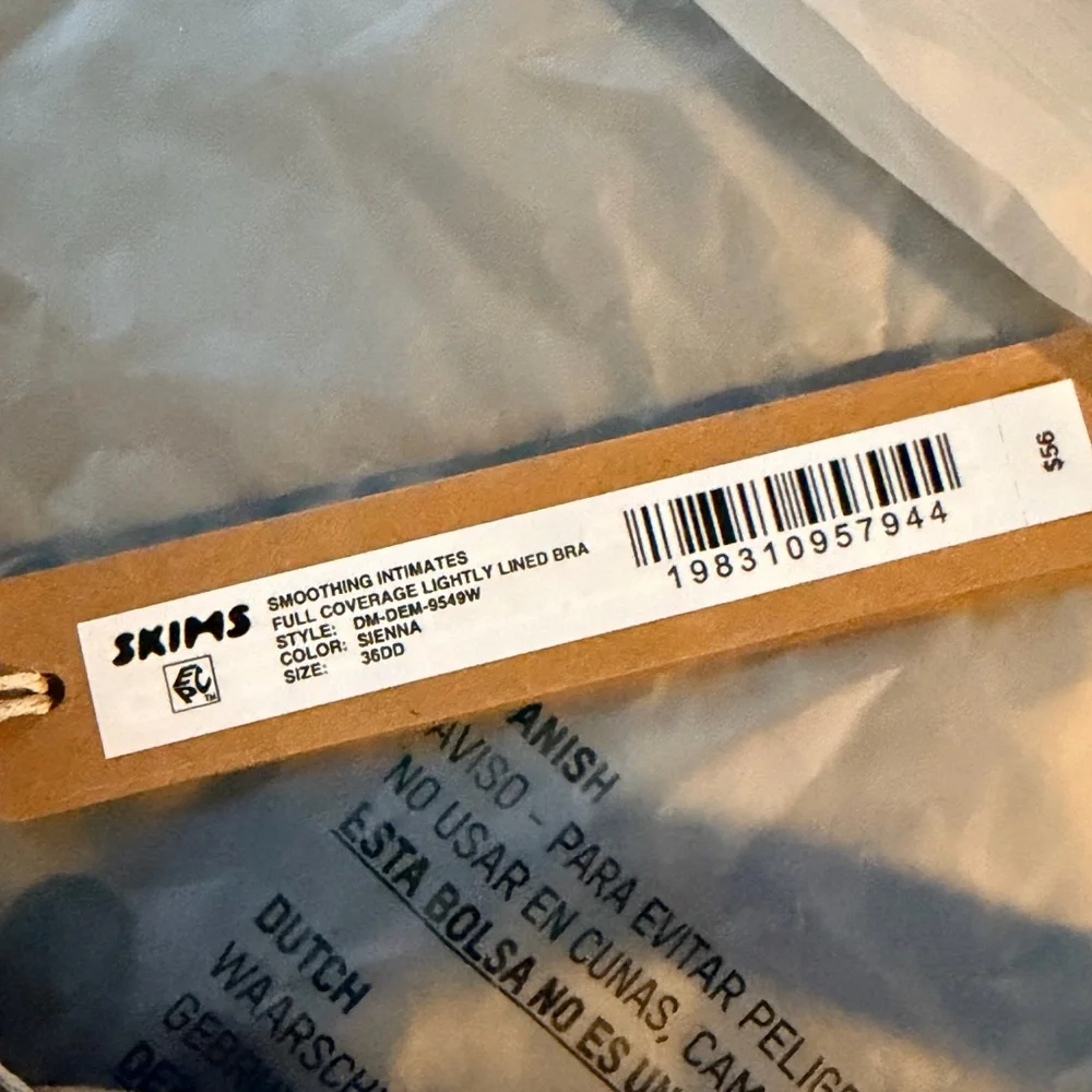 SKIMS Smoothing Intimates Full Coverage Lightly Lined Bra in Sienna, 36DD - Picture 4 of 4